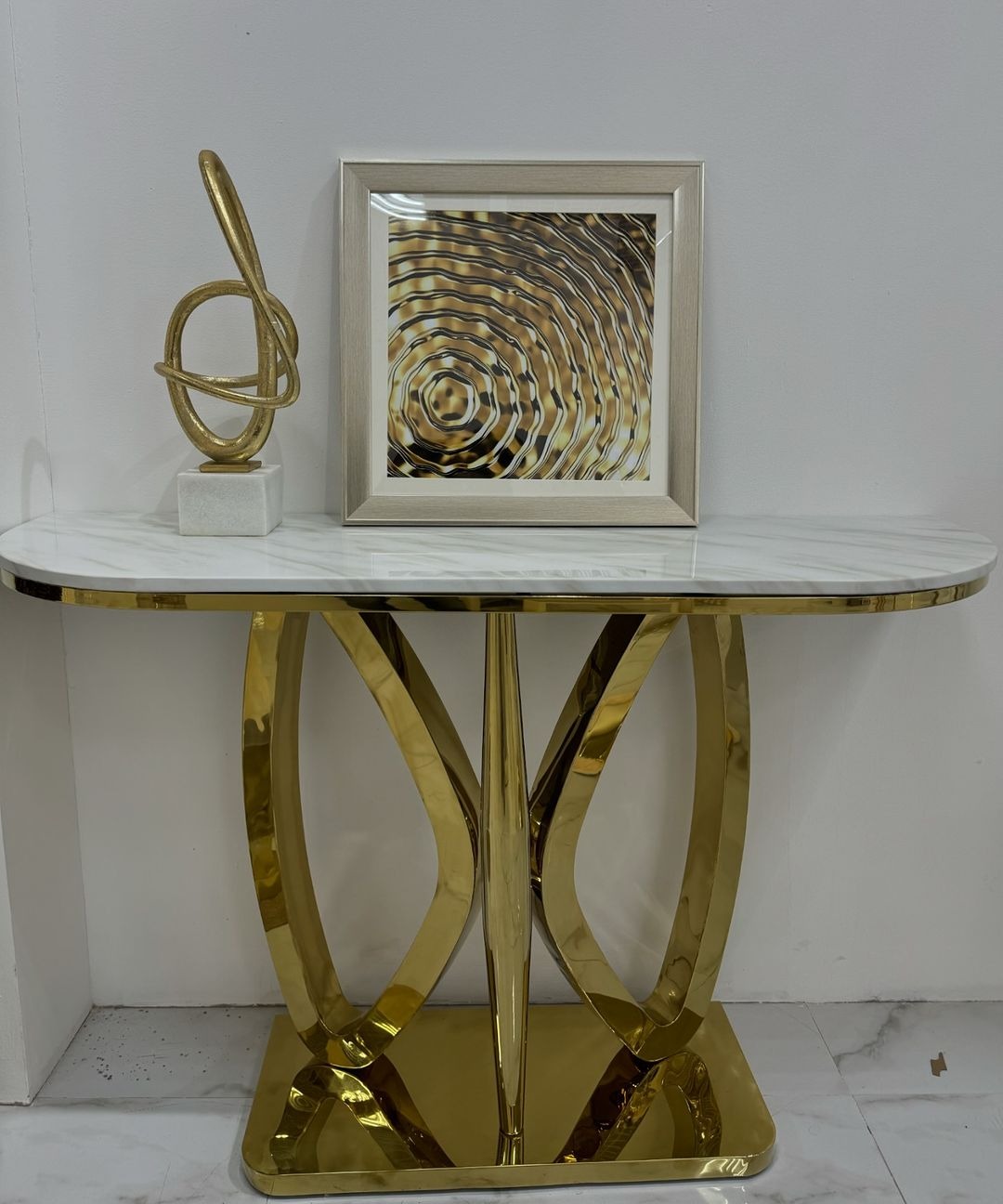 Gold Console Table India Living Room — 5 Things Buyers Get Wrong (And What Actually Works)